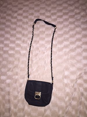 Accessorize Tasche Schwarz Gold Kettenträge
