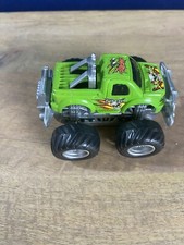 Green friction off road trucks 4x4 Wonderlanes