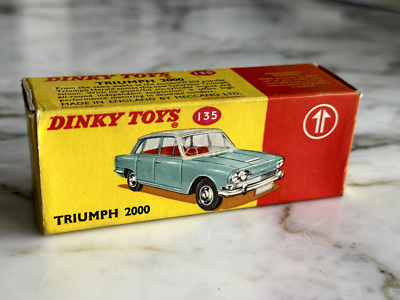 DINKY TOYS TRIUMPH 2000 MADE IN ENGLAND BOITE BOX D'ORIGINE