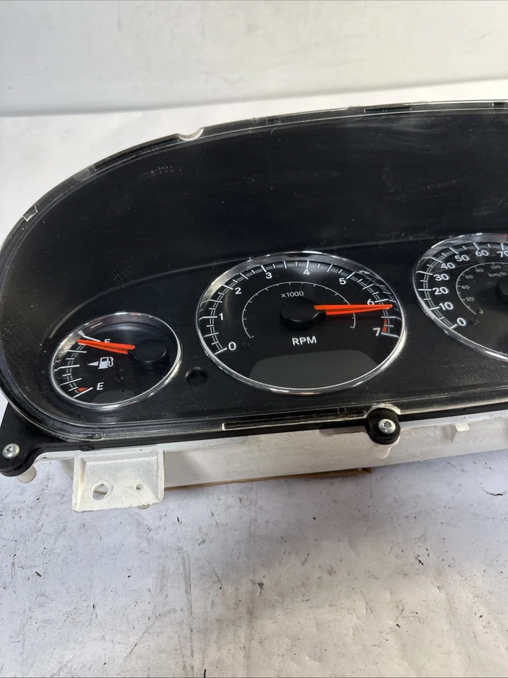 2004 05 2006 CHRYSLER SEBRING SPEEDOMETER GG3 - Image 2 of 4