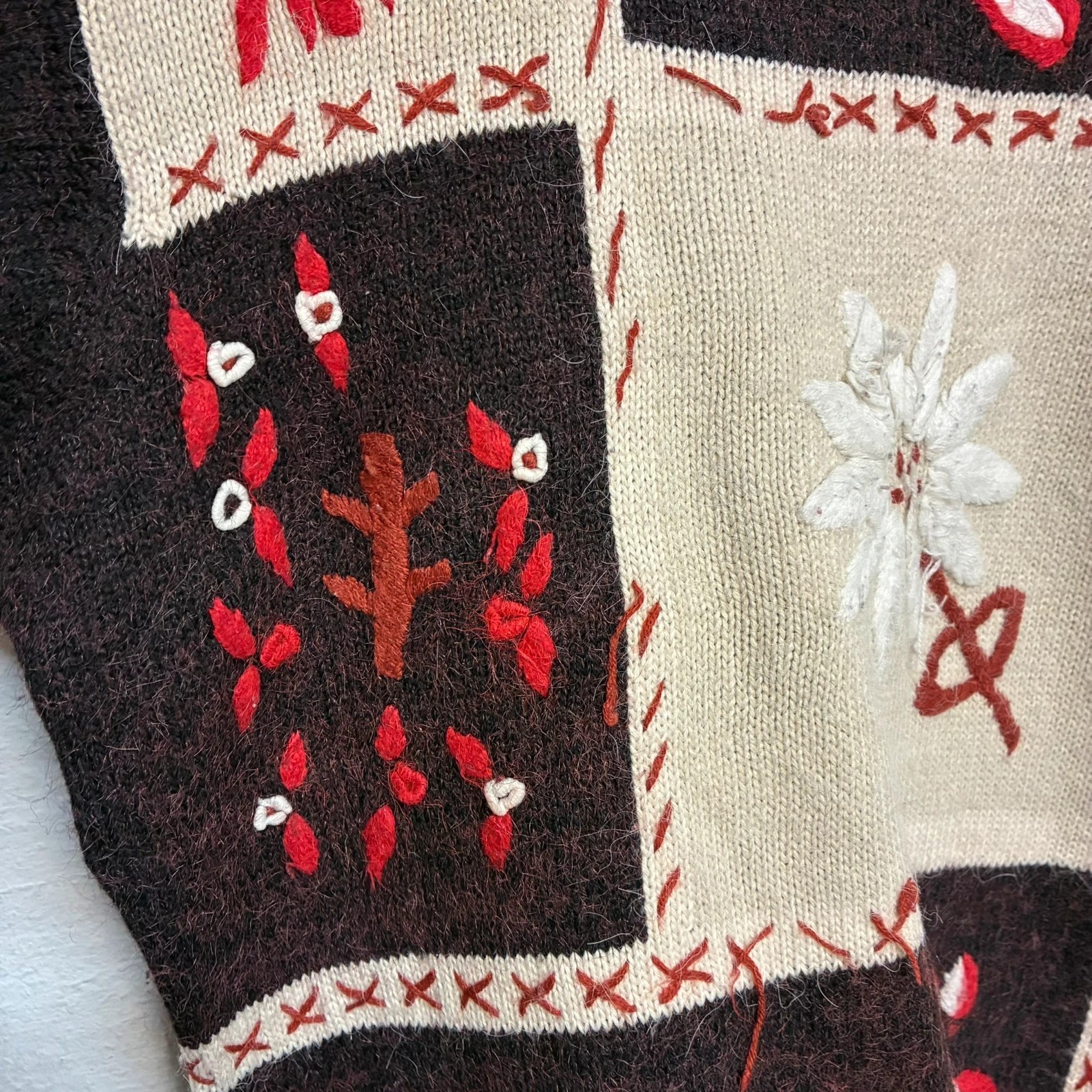 Vintage Alpine Patchwork Pattern Knit Jumper Wome… - image 6