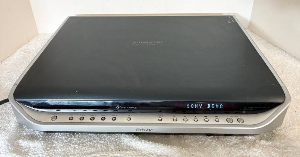 Sony HCD-FX500 AM/FM Stereo Home Theater Receiver CD/DVD Cha