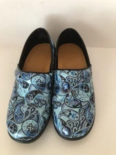 Women's 7.0Work Nursing Shoe Slip-Resist Clog Peacock Blue Paisley
