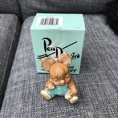 Pendelflosse Hotpot Hase blaue Latzhose handbemalt Steinzeug in Box top