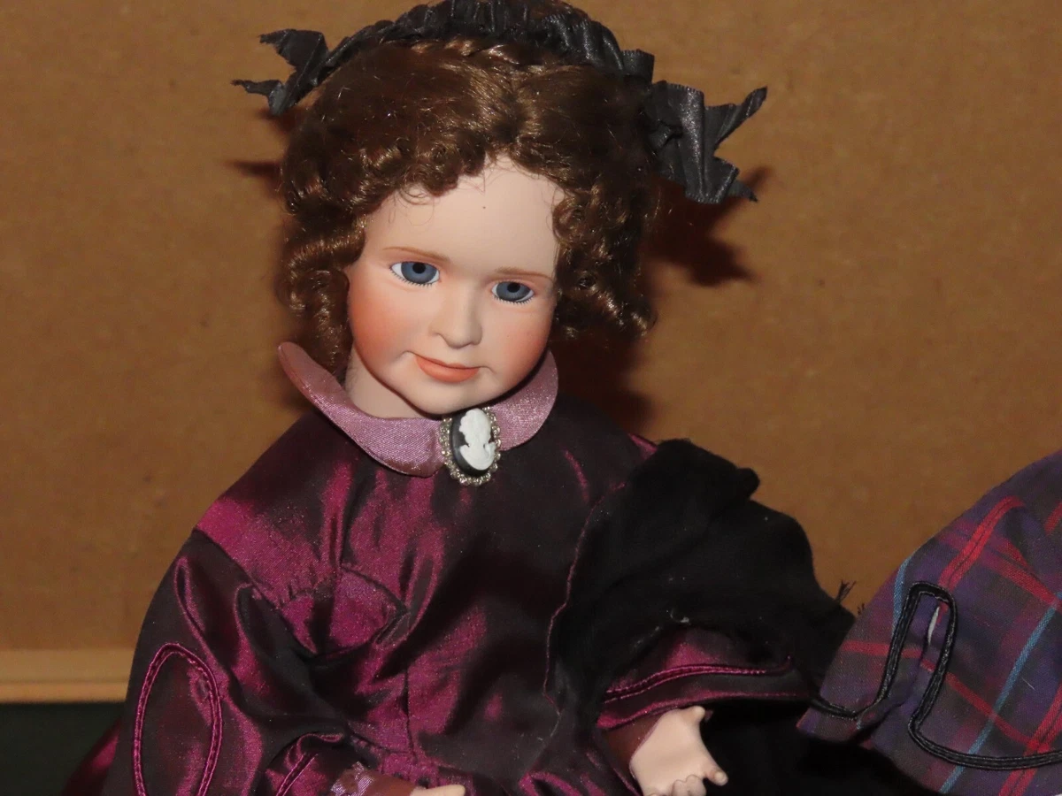 2 WENDY LAWTON PORCELAIN DOLLS 15