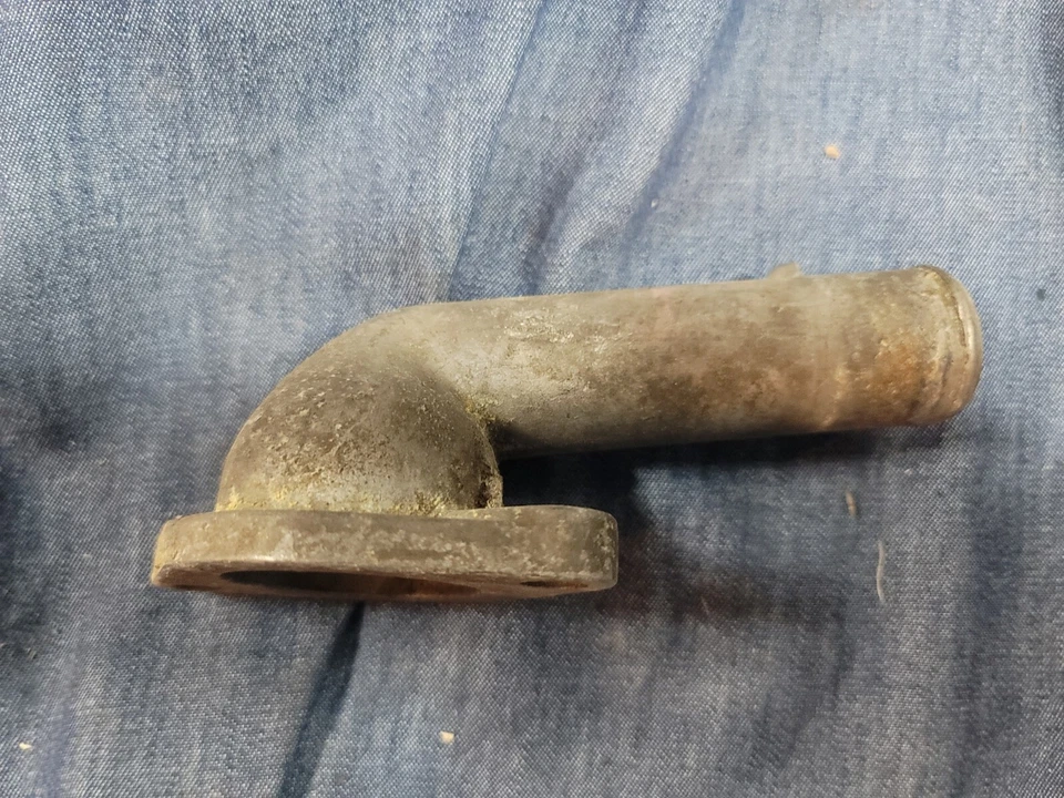 GM Termostato Carcasa Cuello Agua 14084383 1985-1991 Chevrolet Corvette Camaro Foto 3 de 4