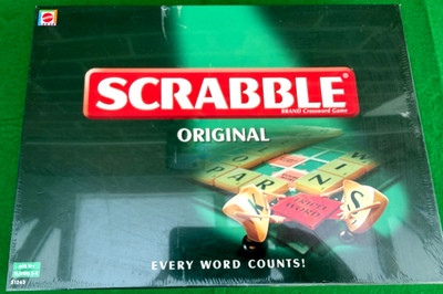 *Neu & Factory Sealed* Scrabble Original Classic Wort Brettspiel Mattel 2003