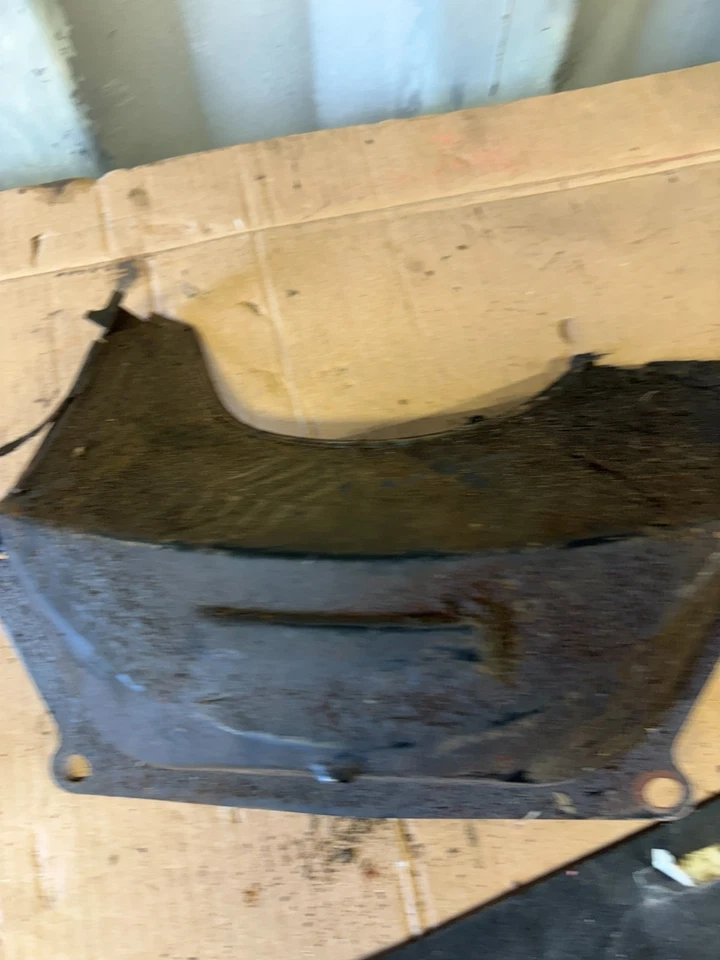 1995 1996 1997 FORD TRUCK F250 F350 7.3 POWERSTROKE AUTOMATIC TRANSMISSION COVER - Image 3 of 4