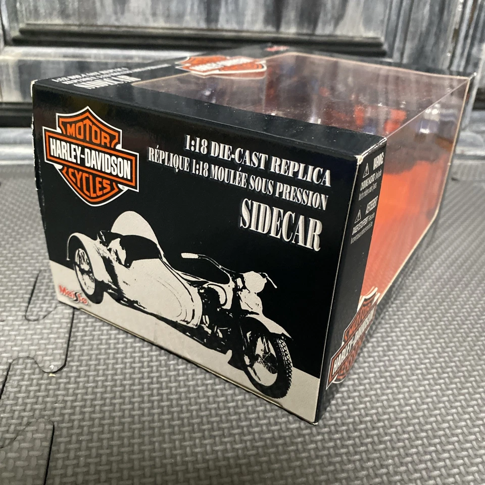 全新 蓝色 Harley Davidson Sidecar 系列 1: 18 1953 FL Hydra Glide Maisto 全新带盒 — 第 3/4 张图片