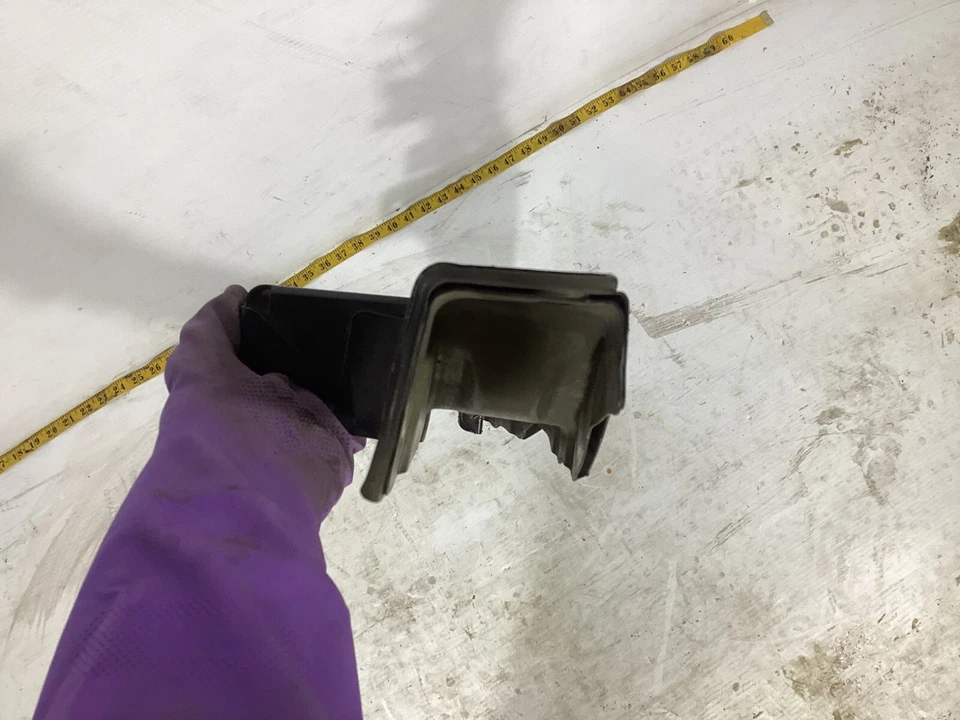 2010 - 2015 TOYOTA PRIUS RADIATOR SUPPORT CORE FRAME HOOD LATCH UPPER MOUNT OEM. - Image 4 of 4