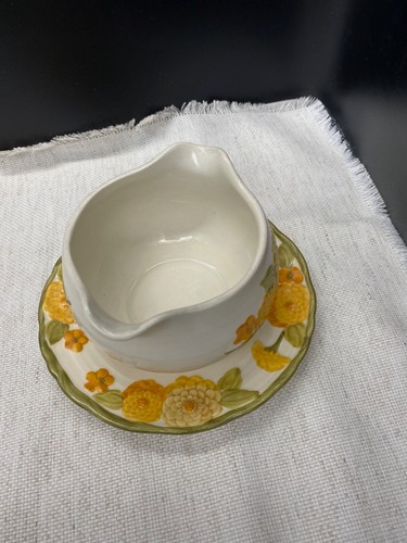 Sculptured Zinnia Gravy Bowl - Picture 3 of 3