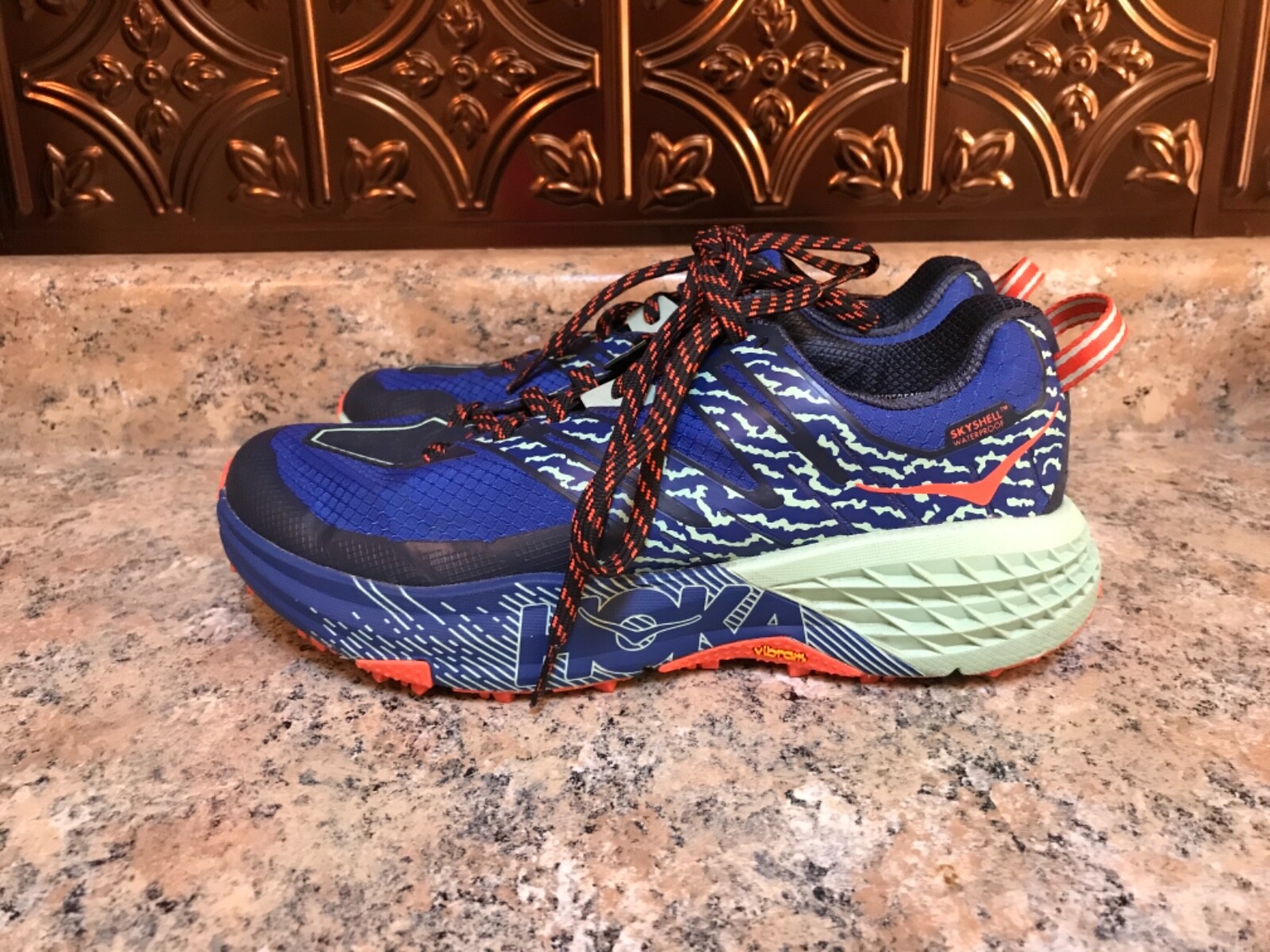 hoka speedgoat 3 gtx