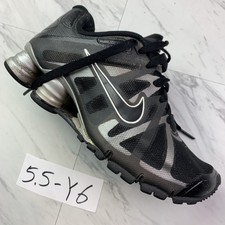 nike shox roadster women's