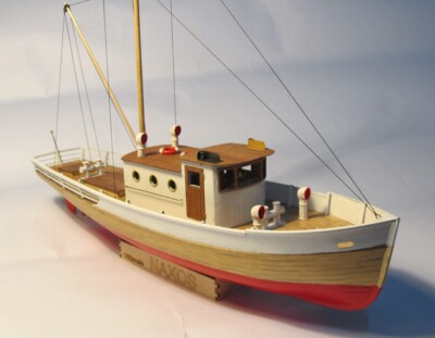 新品未使用　WOODEN MODEL BOATS Naxos Fishing Vessels Scale 1/50 328mm RC Model Wood Ship Model
