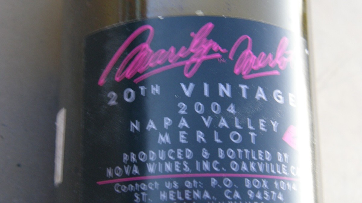 Marilyn Monroe EMPTY Wine Bottle 20th Vintage 2004 Marilyn Merlot 