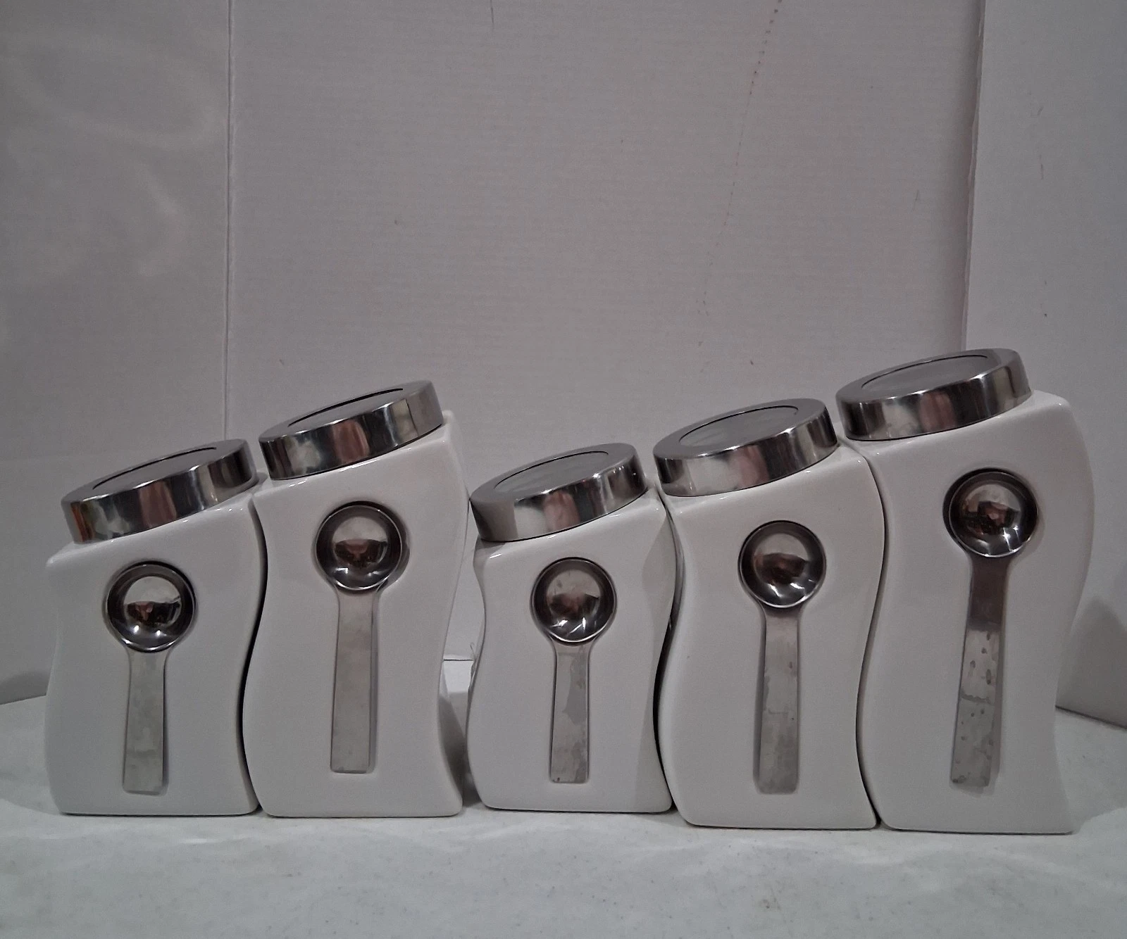 Vtg Pier 1 Canisters;White Ceramic; Set Of 5; w/Original Magnetic Scoops!Retired