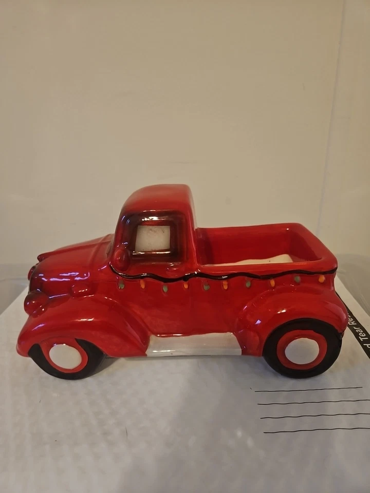 Camión de Navidad Burton and Burton Foto 3 de 4