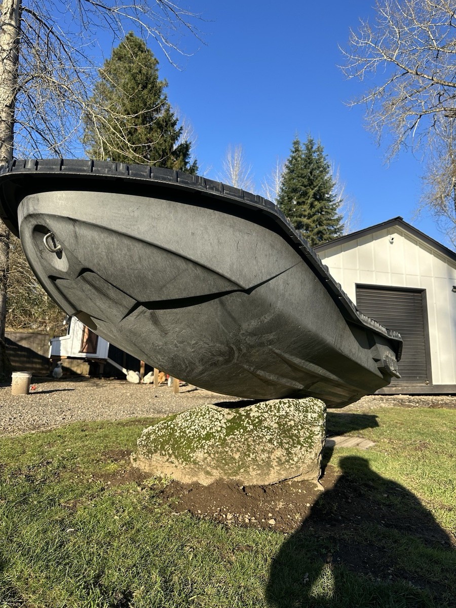 2017 Sea Doo Spark Trixx Hull Body Shell Hin Bottom Lower Float