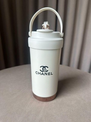 CHANEL シャネル　CCロゴ入りタンブラー　500ml ノベルティー CHANEL VIP GIFT INSULATED TUMBLER 500ML STAINLESS STEEL TUMBLER