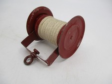 AX540 NON IDENTIFIE JOUET ANCIEN BOIS /METAL DEROULEUR INCENDIE JRD CIJ BING ??