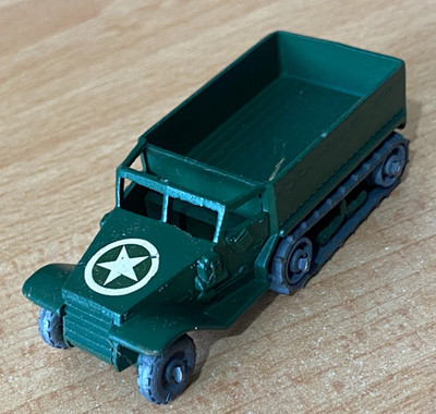 MATCHBOX LESNEY NO.49A M3 PERSONAL CARRIER - UNBOXED & ONLY 1X TRACK