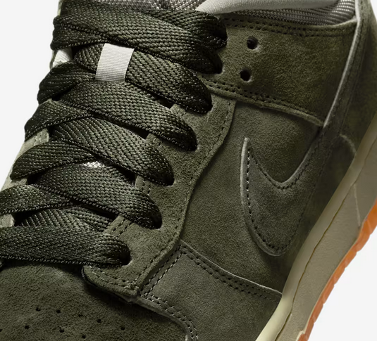 靴 Nike SB Dunk Low Pro Sequoia Light Army Nike SB Dunk Low Pro B Sequoia Light Army | eBay
