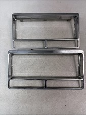 1979-85 Cadillac Eldorado Headlight Trim Bezel Turn Signal Assembly Set Oem 1979-85 Cadillac Eldorado Headlight Trim Bezel Turn Signal Assembly Set Oem