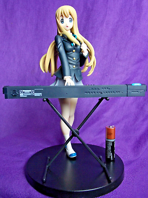 Action Figure Tsumugi Kotobuki 23cm Sq Quality Banpresto K-on Original