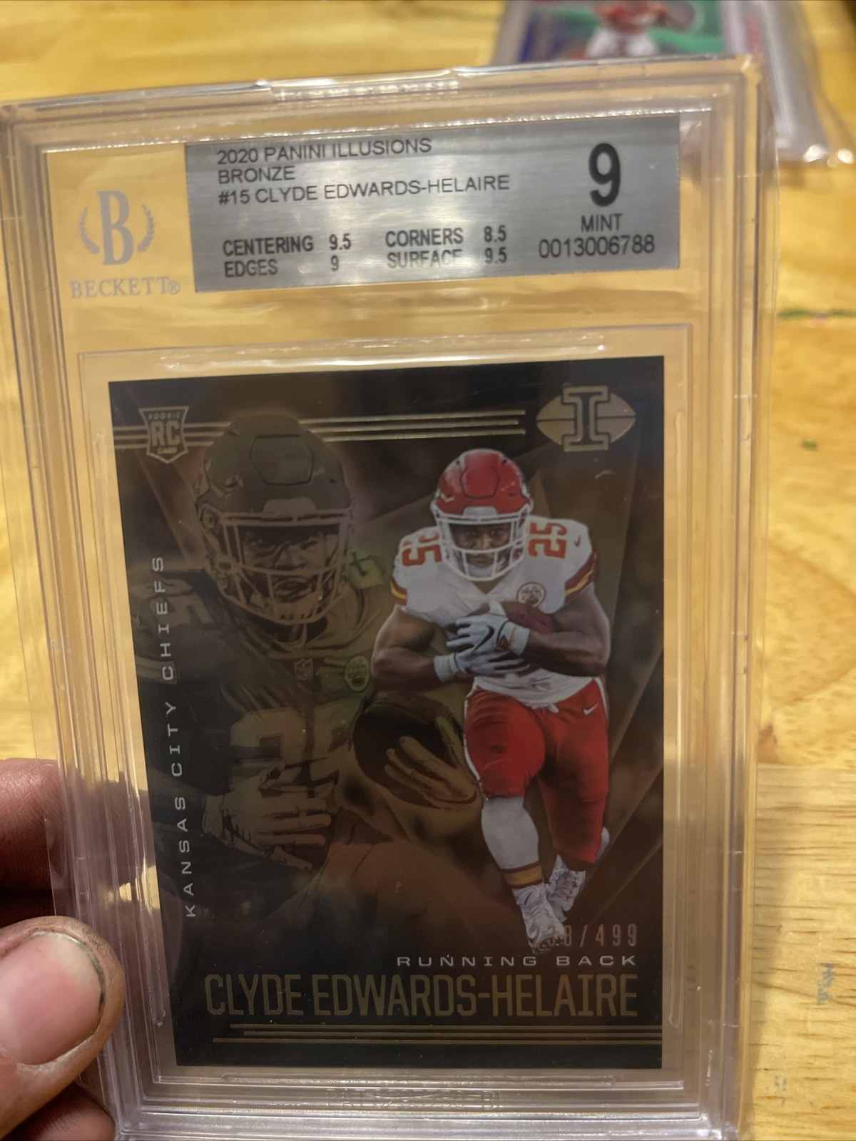 2020 Panini Illusions - Trophy Collection Bronze #15 Clyde Edwards-Helaire /499