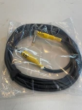 PLoYnK 1/4"right angle male mono to 1/4" mono 10 foot long cable Brand New