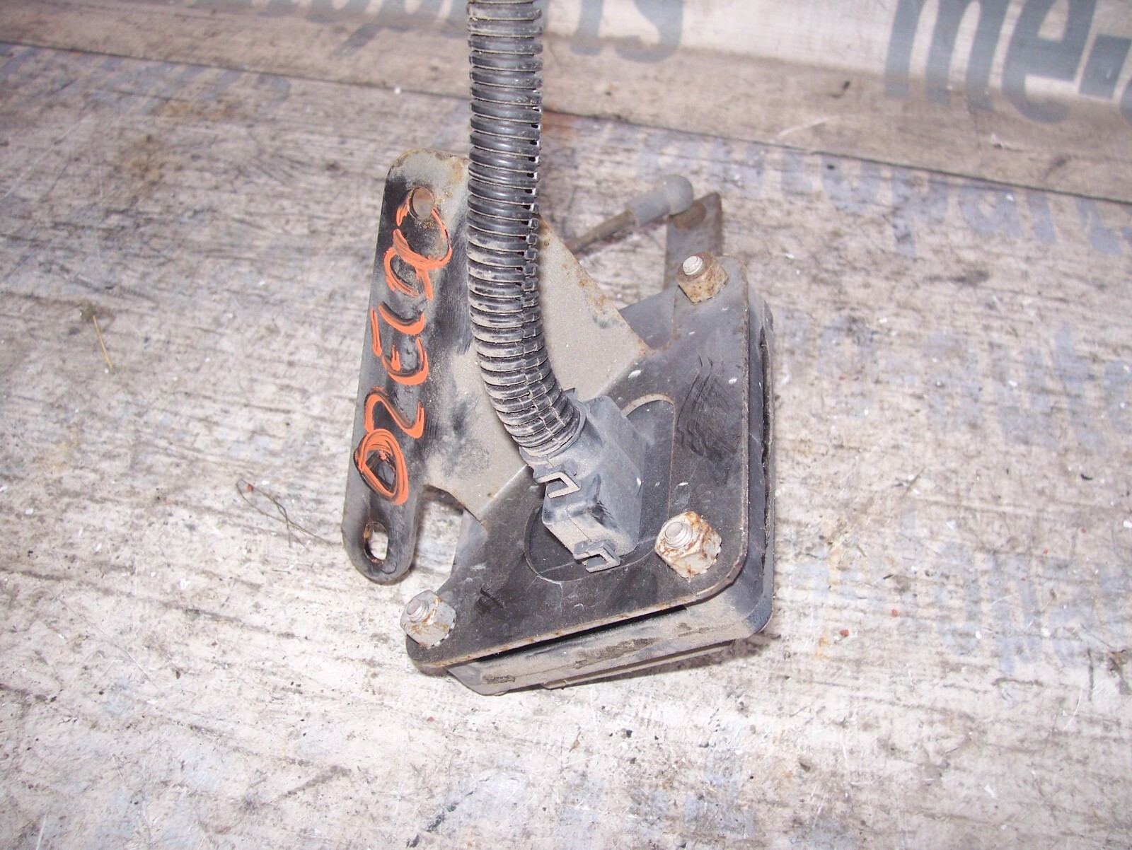 Deville Seville Eldorado Rear Suspension Height Level Ride Sensor 