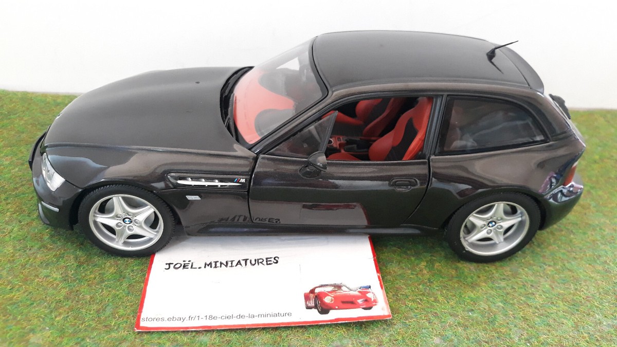 UTモデル BMW Z3 1/18 ミニカー ブラック 1/18 UT BMW Z3 (Green) Diecast Car Model (no box