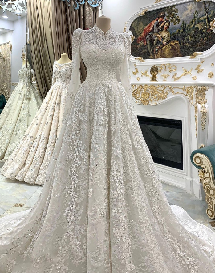Luxury Muslim Wedding Dresses High Neck Lace Appliques Long Sleeves Bridal Gowns