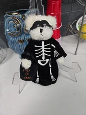 HALLOOWEEN 2004 Hugfun Teddy Bear Ghost, BOO bag & Skelton bear Trick or Treat 
