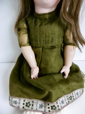 Ancienne poupée heinrich handwerck en biscuit de porcelaine avec tête