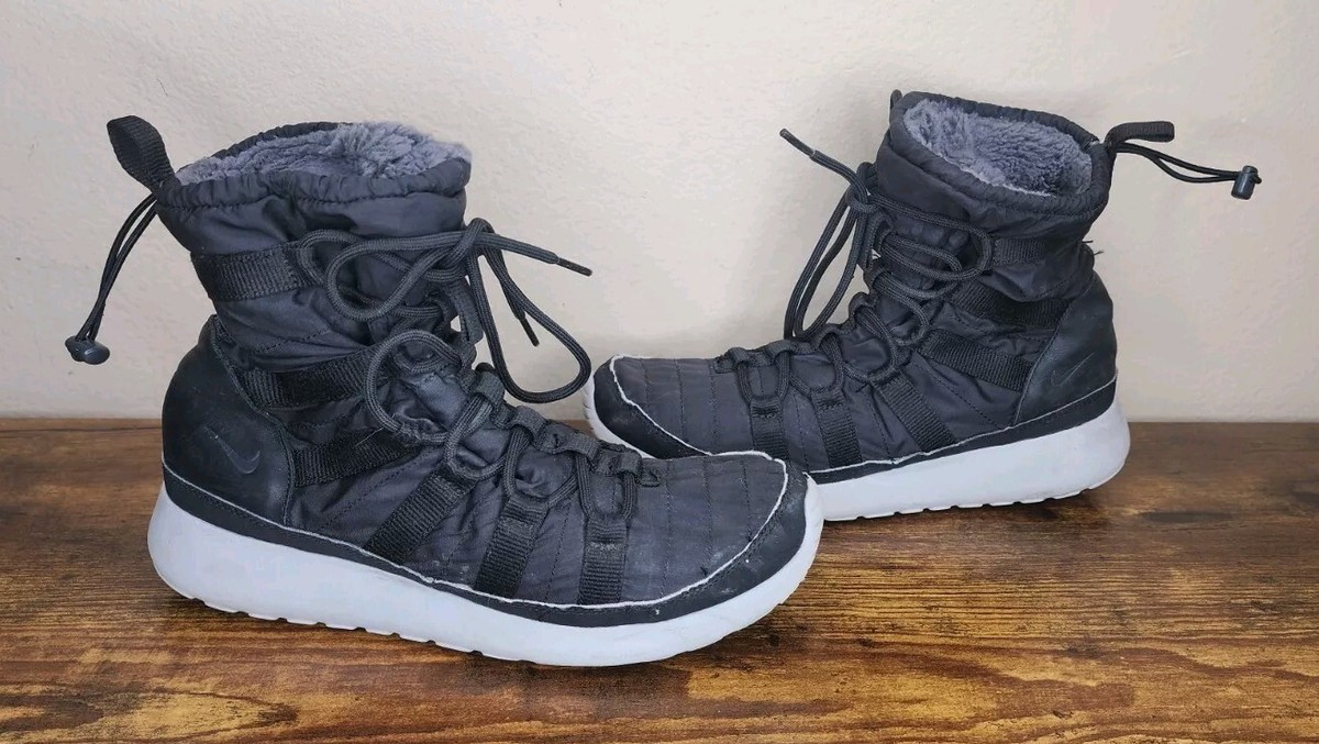 Nike Roshe Run Hi Sneakerboot Women's Size Fleece Lined Black