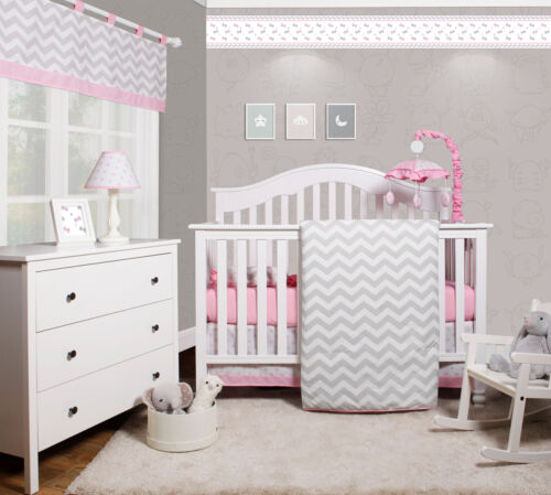 5-teilig stoßfest rosa grau Chevron Baby Mädchen Kinderzimmer Krippe Bettwäsche Sets OptimaBaby - Bild 1 von 4