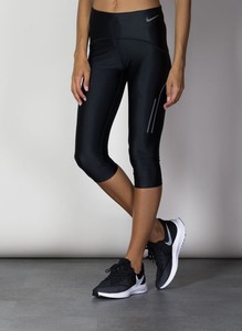 nike speed capri