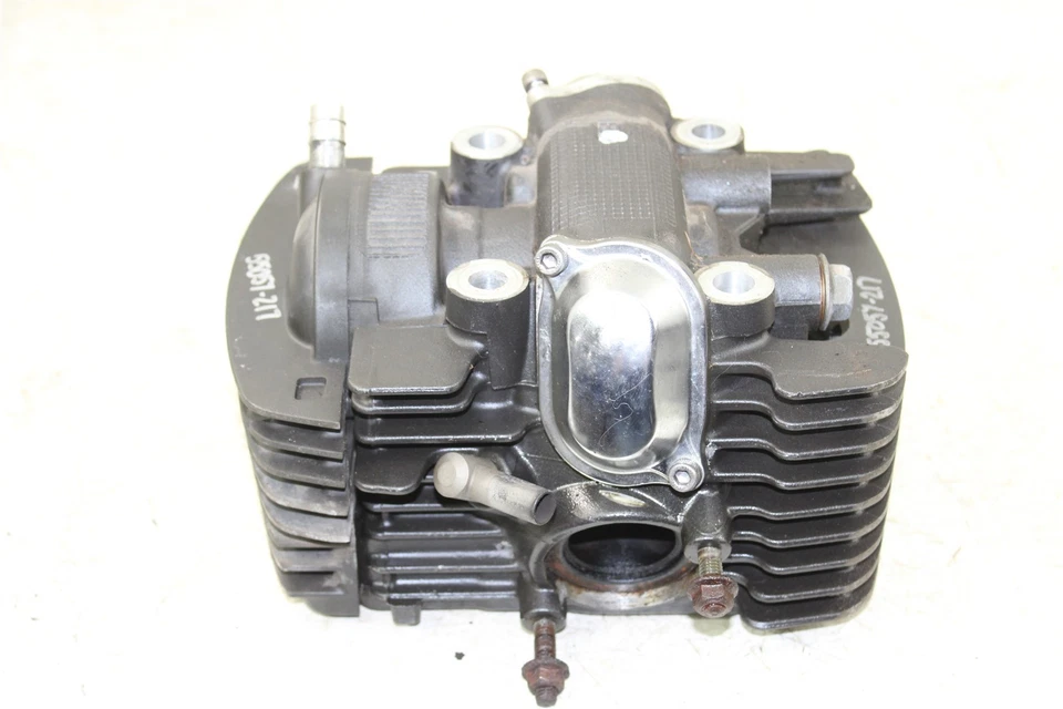 Yamaha V Star 1100 Classic 2007 cubierta de válvula de culata delantera con árbol de levas Foto 2 de 4