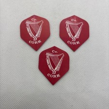 Guinness Dart Flights sehr Sammlerstück Kork Irland Harfe selten rot