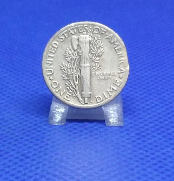 1942 Mercury 10c Dime - Curved Clip - Image 2 of 2