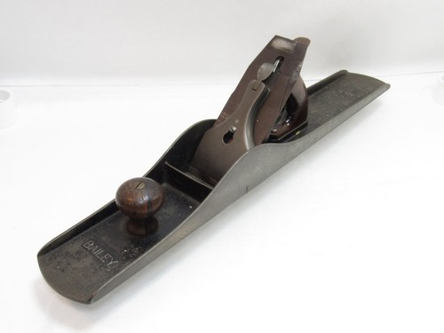 K GREAT VINTAGE STANLEY BAILEY NO. 8C JOINTER PLANE 2 PAT DATES ON BED T09500