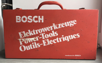 Bosch Schlagbohrmaschine Wendebohrer und Vintage Metallkoffer. 1199,7 