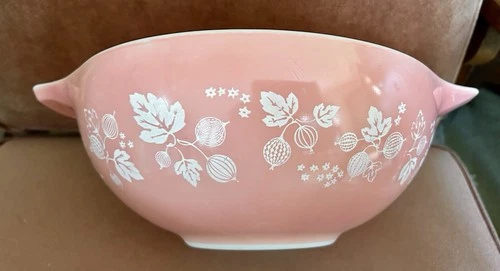 vintage 1950s PYREX 444 Pink Gooseberry Large Cinderella Mixing Bowl 4 Quart