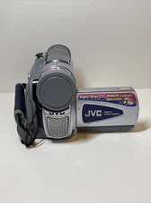 JVC GR-D30U Digital Video Camera W/ Battery NO POWER (B151)