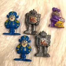 Lot of 5 1986 Captain Crunch Sogmaster Robot  1980 Cookie Crisp Cereal Premiums