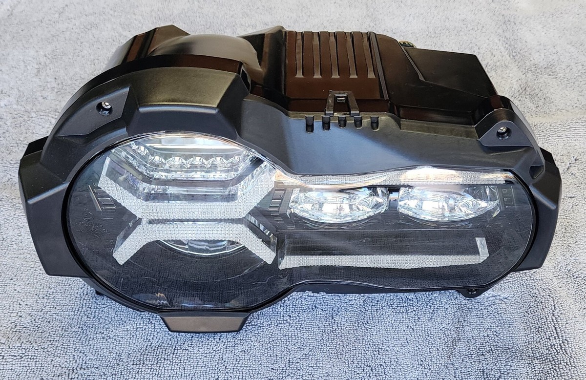 BMW R1250GSA 純正LED補助ハイビームライト BMW R1250GS & Adv LED Headlight Assembly Replaces the OEM