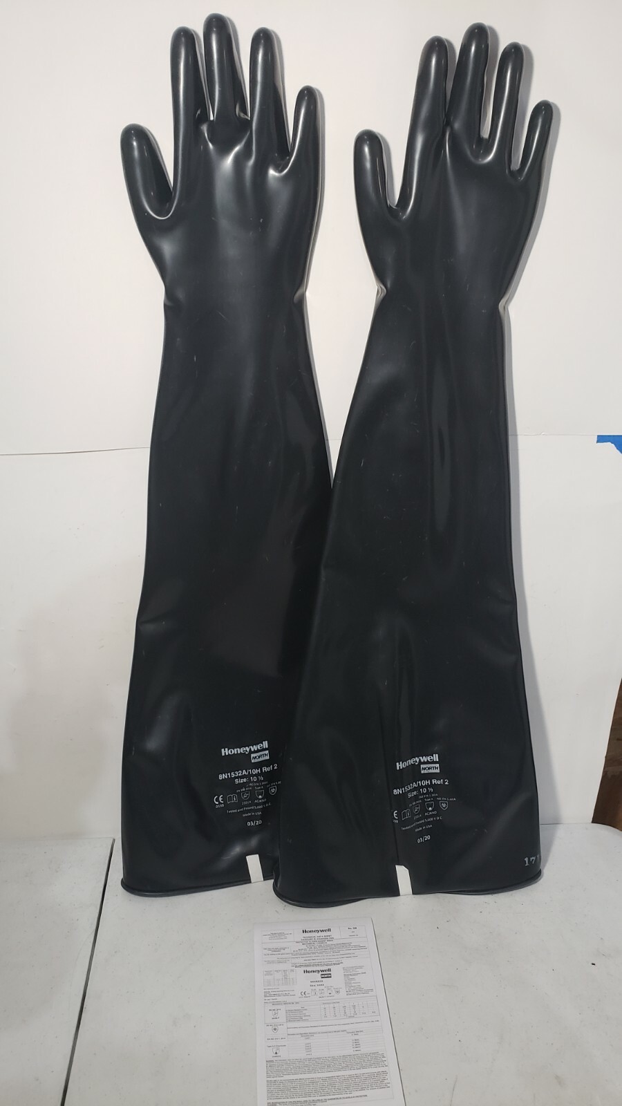 Pair of Honeywell Size 10.5 Glovebox 15mil Neoprene Chemical Resistant