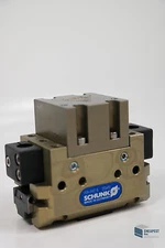 Schunk PGN 64-2-IS, 2-Finger Parallel Gripper Universal Gripper Gripper 0370470
