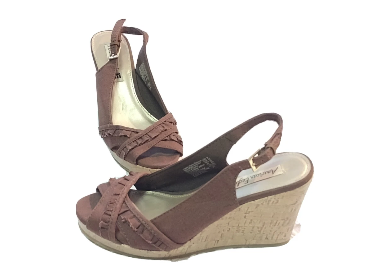 Closed toe sales sandals payless